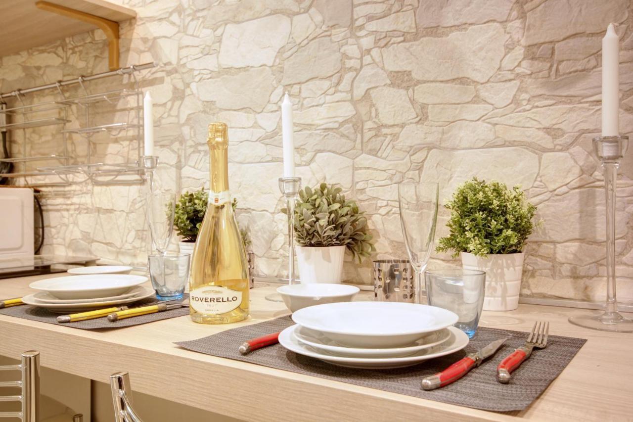 Milanrentals - Charlie Apartment Екстер'єр фото